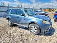 2010 Ford ESCAPE photo