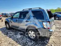 2010 Ford ESCAPE photo