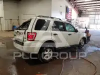 2010 Ford ESCAPE photo