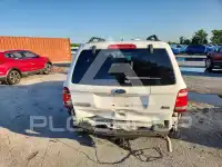 2010 Ford ESCAPE photo