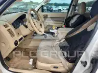 2010 Ford ESCAPE photo