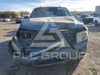 2010 Ford ESCAPE photo