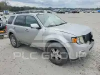 2010 Ford ESCAPE photo