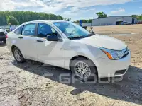 2010 Ford FOCUS photo