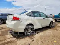 2010 Ford FOCUS photo