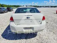 2010 Ford FOCUS photo