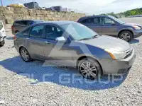 2010 Ford FOCUS photo