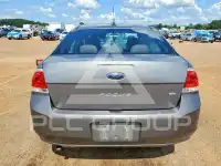 2010 Ford FOCUS фото