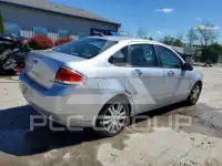 2010 Ford FOCUS photo