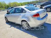 2010 Ford FOCUS photo