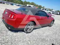 2010 Ford MUSTANG photo
