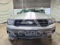 2010 Ford MUSTANG photo