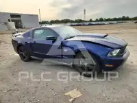 2010 Ford MUSTANG photo