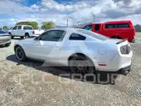 2010 Ford MUSTANG photo