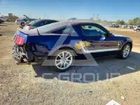 2010 Ford MUSTANG photo