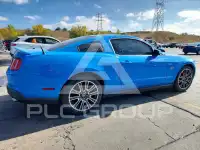 2010 Ford MUSTANG photo