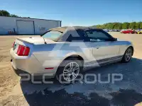2010 Ford MUSTANG photo