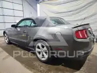 2010 Ford MUSTANG photo