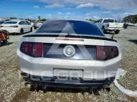 2010 Ford MUSTANG photo