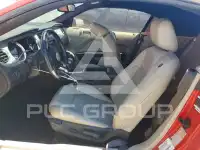 2010 Ford MUSTANG фото