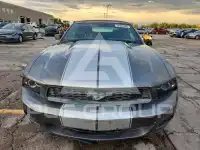 2010 Ford MUSTANG photo