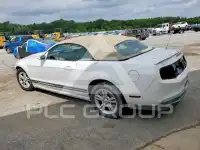 2010 Ford MUSTANG photo