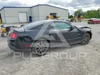 2010 Ford MUSTANG фото