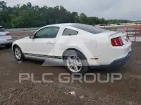 2010 Ford MUSTANG photo