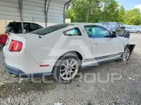2010 Ford MUSTANG фото