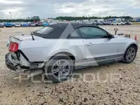 2010 Ford MUSTANG фото