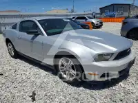 2010 Ford MUSTANG фото