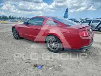 2010 Ford MUSTANG photo