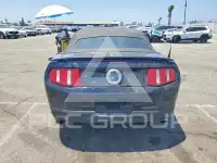 2010 Ford MUSTANG фото