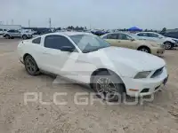 2010 Ford MUSTANG photo