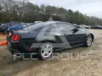 2010 Ford MUSTANG photo
