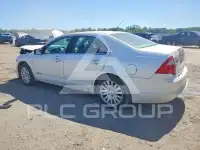 2010 Ford FUSION photo