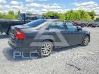 2010 Ford FUSION фото
