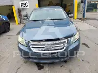 2010 Ford TAURUS фото