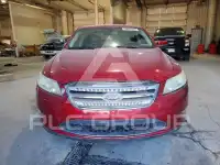 2010 Ford TAURUS фото