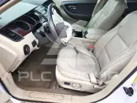 2010 Ford TAURUS photo