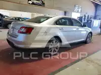 2010 Ford TAURUS фото