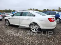 2010 Ford TAURUS photo