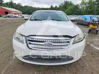 2010 Ford TAURUS фото