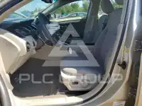 2010 Ford TAURUS фото