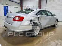 2010 Ford TAURUS photo
