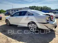 2010 Ford TAURUS фото