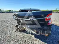 2010 Ford TAURUS photo