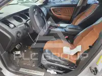 2010 Ford TAURUS фото