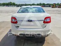 2010 Ford TAURUS фото