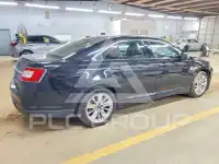 2010 Ford TAURUS photo